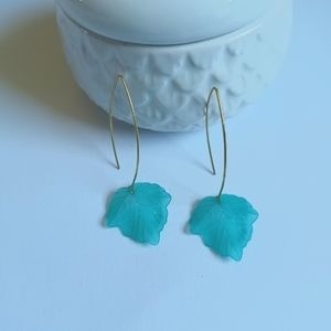 Frosted leaf drop earrings